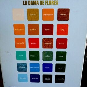 Kara Beauty La dama de Flores Eyeshadow Palette